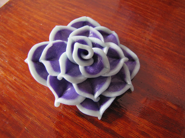 Cercei surub handmade trandafir dalie colorati