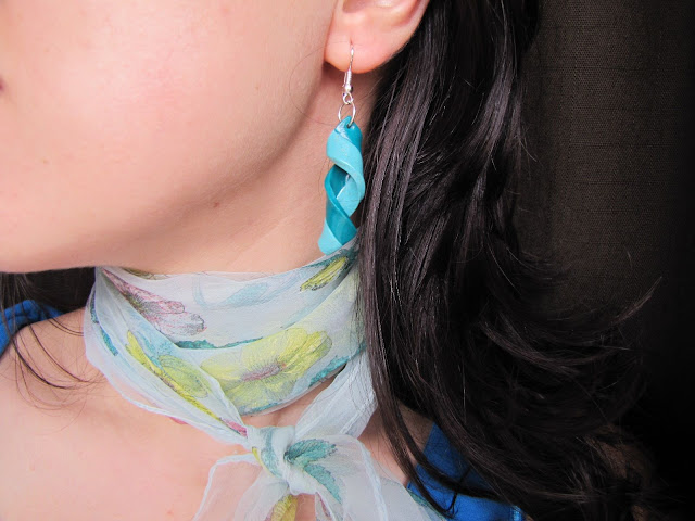 Cercei handmade din Fimo, verde rasucit