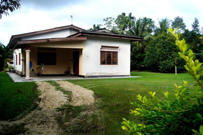 [rumah-ku-syurga-ku8.jpg]