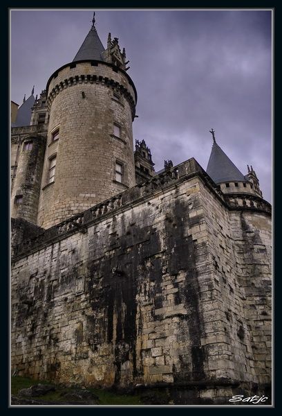 Le Château de La Rochefoucauld apres la tempête (Charente) _1030385