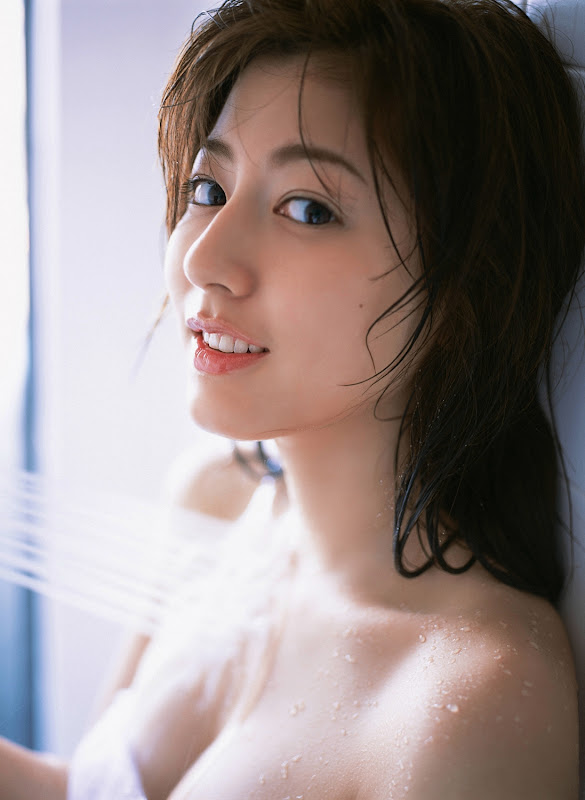 Yumi Sugimoto sexy asian celebrities underwear