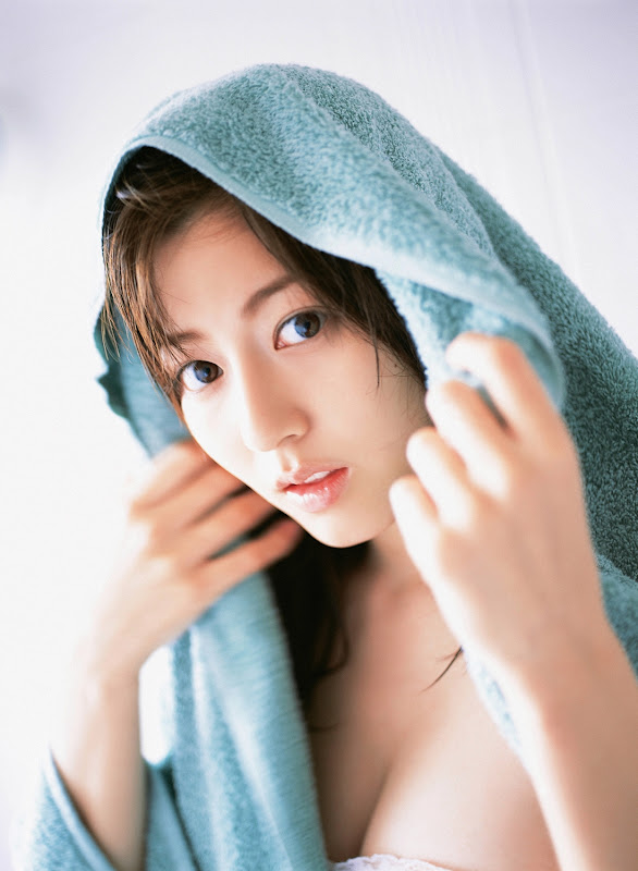 Yumi Sugimoto sexy asian celebrities underwear