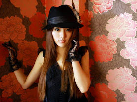 Long straight hair style