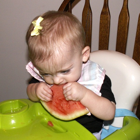 [Elaine 9 months First Watermelon_0001[3].jpg]