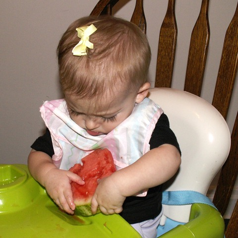 [Elaine 9 months First Watermelon_0002[3].jpg]