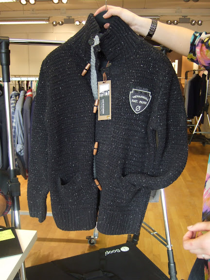 Snygg cardigan från No Excess