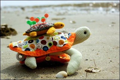 turtle-pincushion