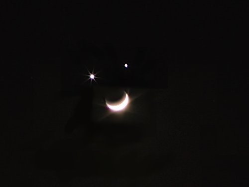 [moon3.jpg]