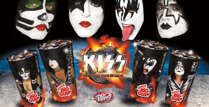 I want and I want it now: copos promocionais do Kiss / 7- eleven