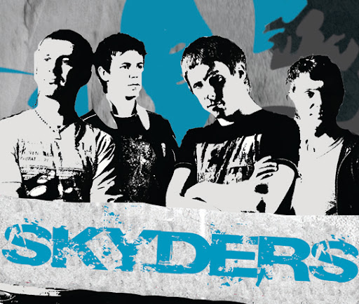 „Skyders“ dovanoja tris albumo „Atsarginė Lietuva“ cd (video) „Skyders“ dovanoja tris albumo „Atsarginė Lietuva“ cd (video)