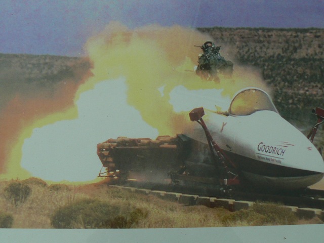 [Sled ejection[5].jpg]