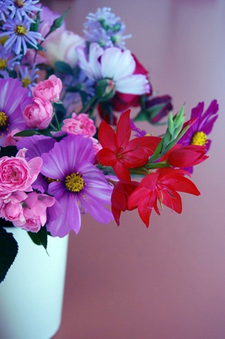 [Mitty's flowers 2[2].jpg]