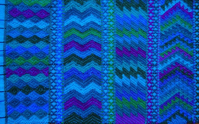 [Guatemalan weaving and embroidery 4_resize[4].jpg]