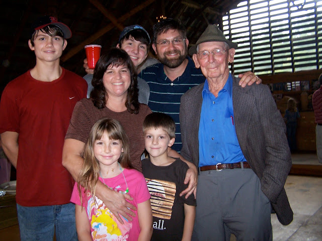 2009 MCENTIRE FAMILY REUNION