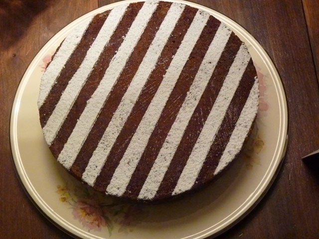 [Striped Almond Torte[11].jpg]