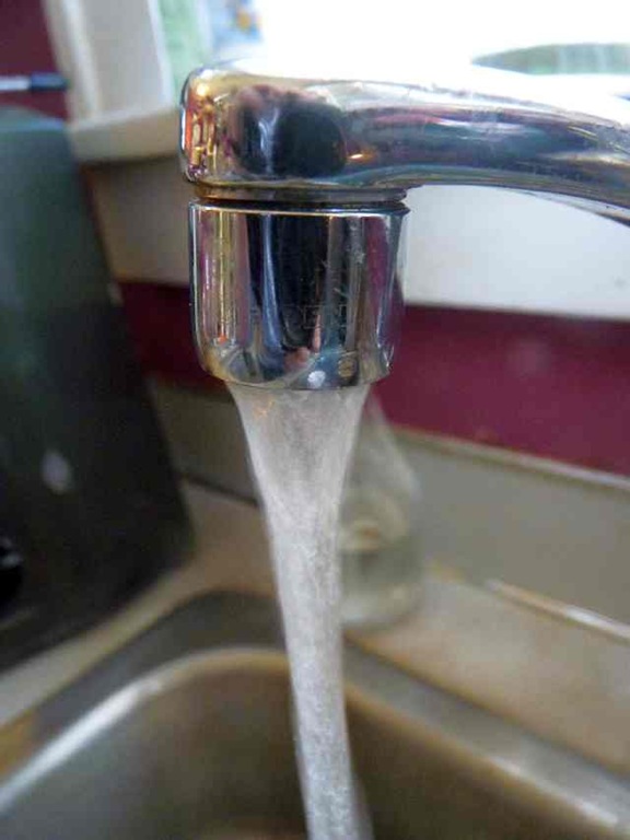 [running water 1[5].jpg]