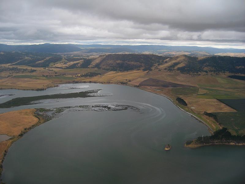 [100102_FlyingfromSydneytoHobart_10_s.jpg]