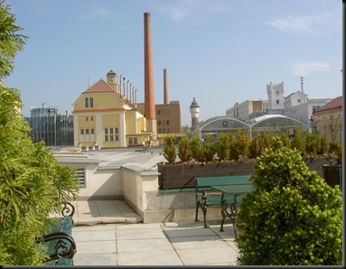 2-Pilsner_urquell_brewery_and_koneprusy_caves_brewery_courtayrd