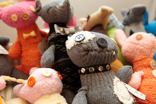 Adorable animals made from recycled articles.