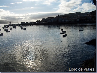 Puerto de un pueblo a direccion a Fisterra