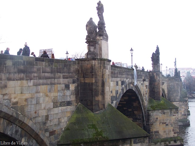[Puente de Carlos, comunida Stare Mesto con Malà Strana sobre el Moldava[10].jpg]