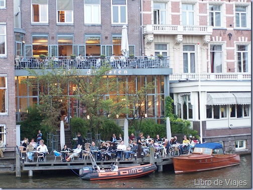 Pubs y Cafés situados cercanos al Canal en Ámsterdam