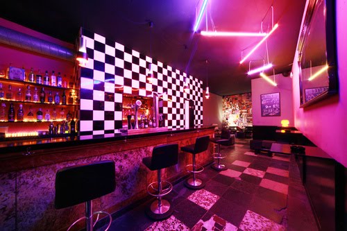 Blondie Bar