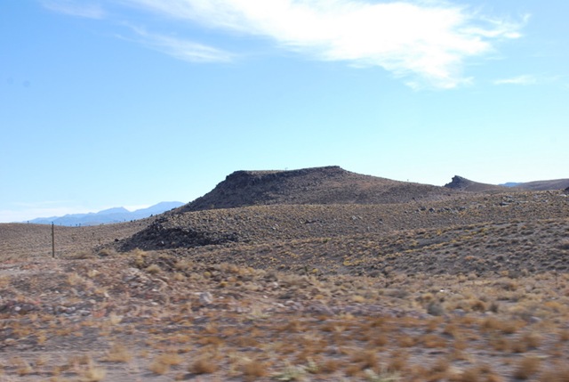 [10-26-09 A Travel on Rt 95 in NV 030[3].jpg]