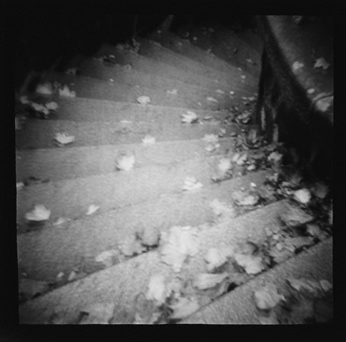 [downward_staircase[2].jpg]