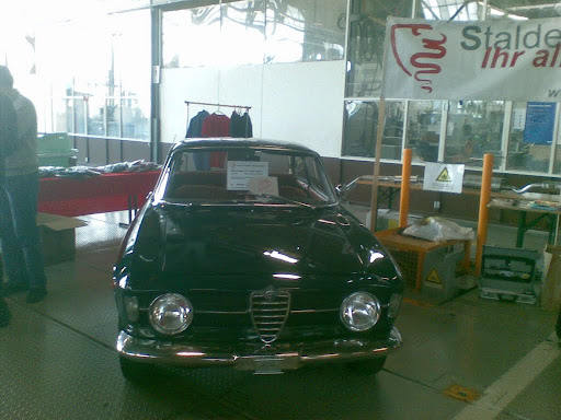 Alfa Romeo GT 1300 Junior Alfa Romeo GT 1300 Junior