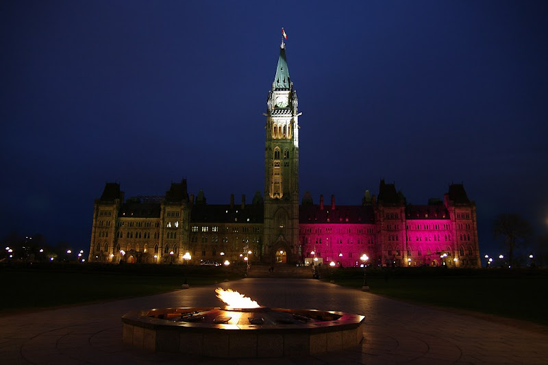 加拿大國會山莊 (Parliament Hill)