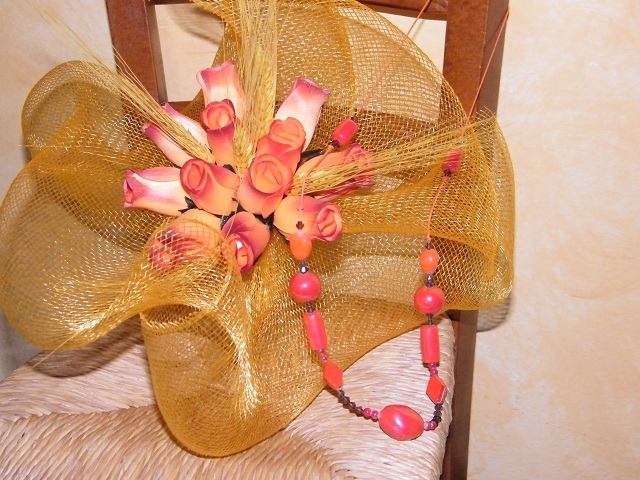 [collana_arancionefiori[2].jpg]