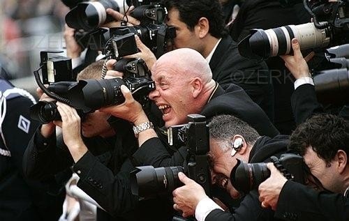 photographers (60) photographers (60)