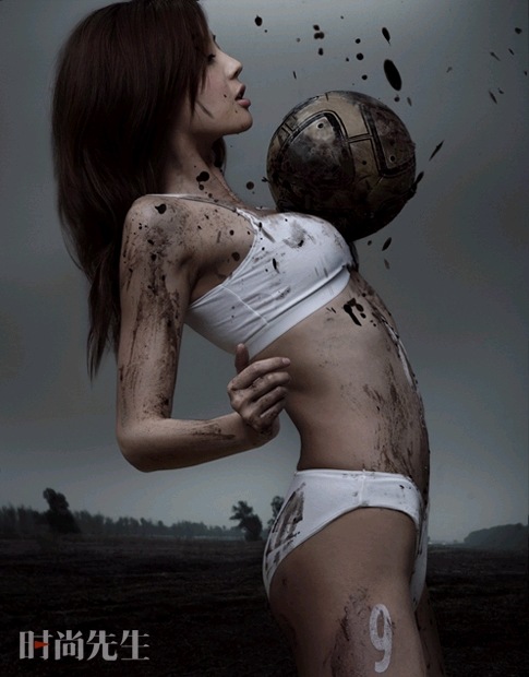 soccer-chicks (2)