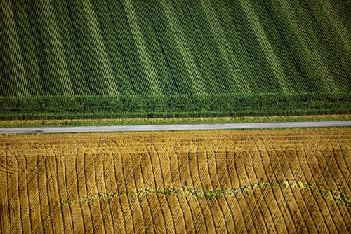 Breathtaking Aerial Photographs By Alex Maclean Seen On coolpicturesgallery.blogspot.com Or www.CoolPictureGallery.com field_patterns