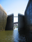 Lock gate