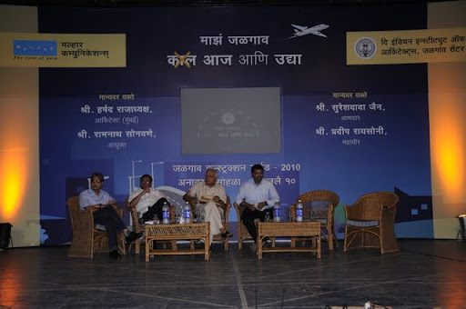 All Guest on the Stage