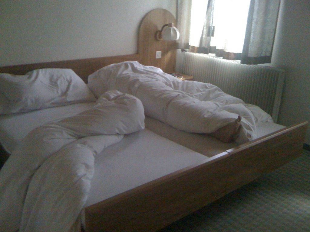 [Day 7 Wilderswil Belmont Bed[4].jpg]