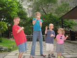 Air band at Taroko Gorge