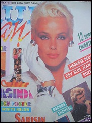 !B,hyD)Q!2k~$(KGrHqMH-CkEqupr2wZoBKr40TyPmQ~~_12