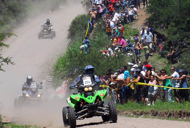 [dakar_cba0201107_23792[4].jpg]