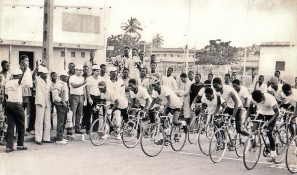 [1987_Cotonou_Coursedu14Juillet23.jpg]