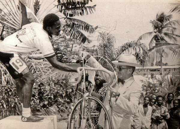 [1987_Cotonou_Coursedu14Juillet33.jpg]