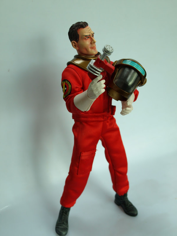 Dan Dare figure from Day2Day border=