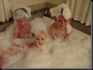 2008-12-11 BATHTIME IN THE JACUZZI TUB (39)