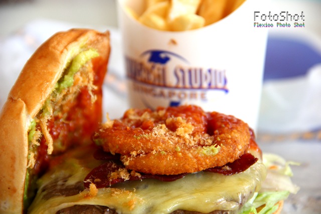[Eat At Mel's Burger - Universal Studios[4].jpg]