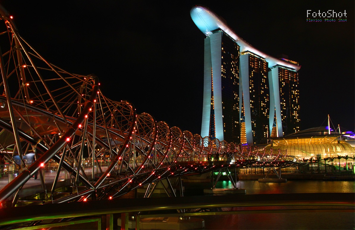 [Marina Bay Sands - Nightscene[4].jpg]