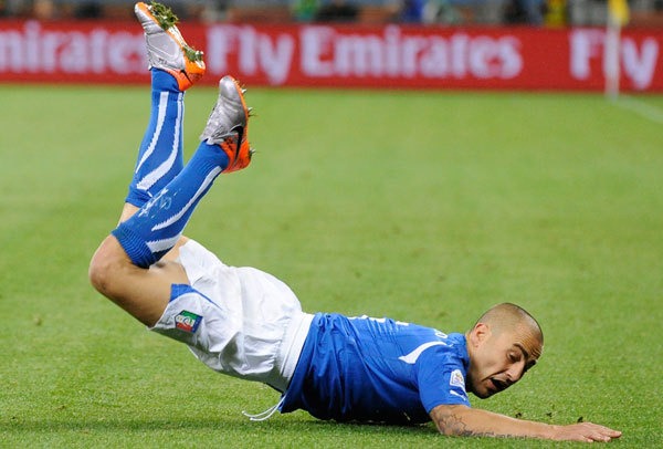 [cannavaro-zeelanda[3].jpg]