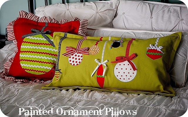 [ornament pillow tutorial[5].jpg]