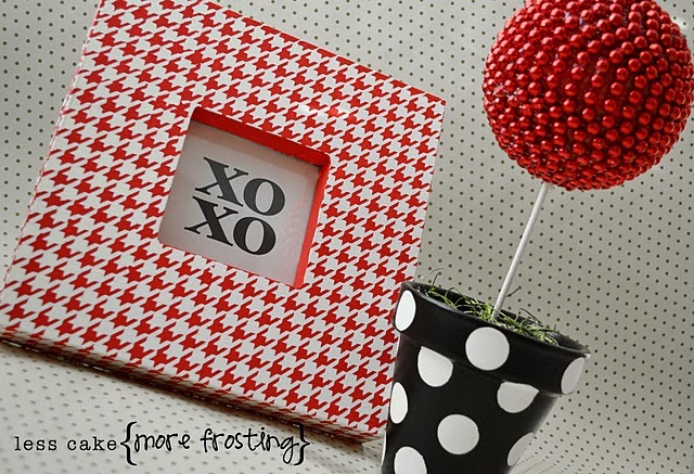 [houndstooth frame[3].jpg]